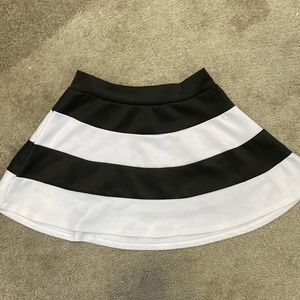 Black/White striped skirt